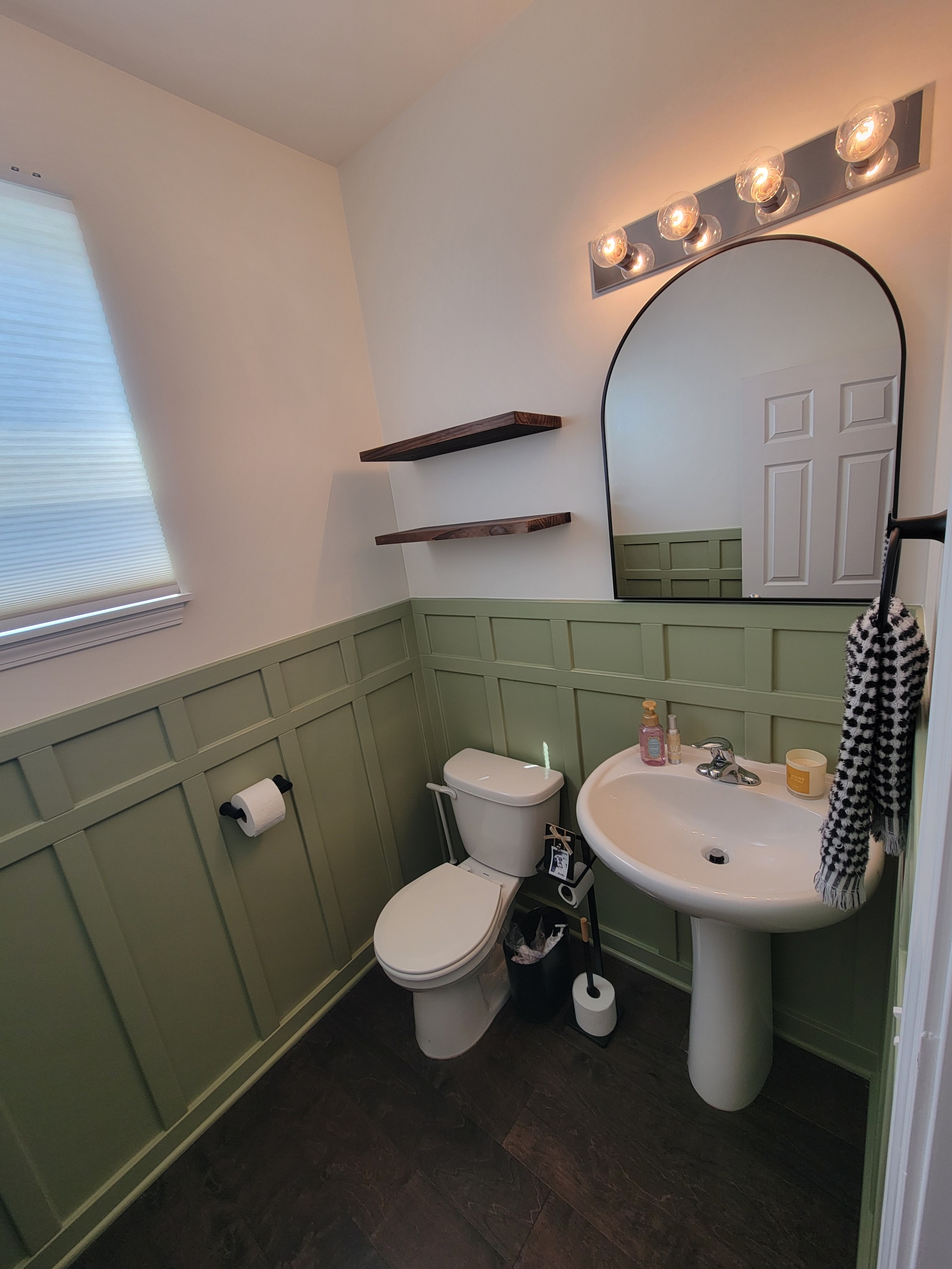 Wainscoting